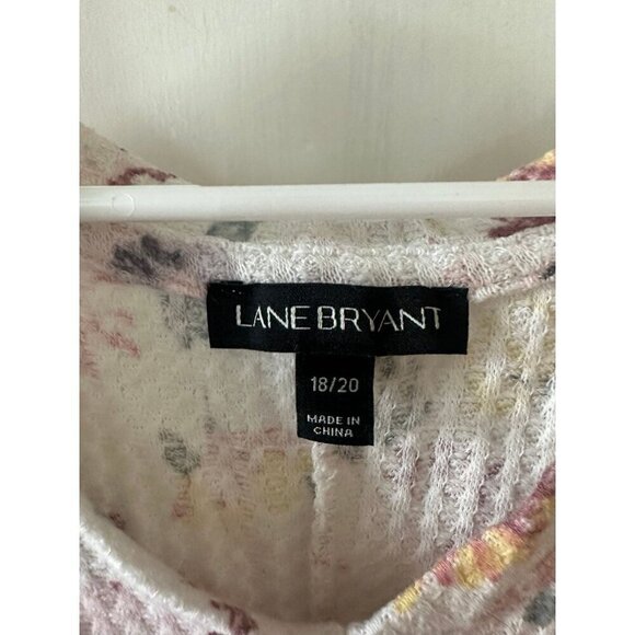 Lane Bryant women’s size 18/20 floral shirt - Picture 4 of 7